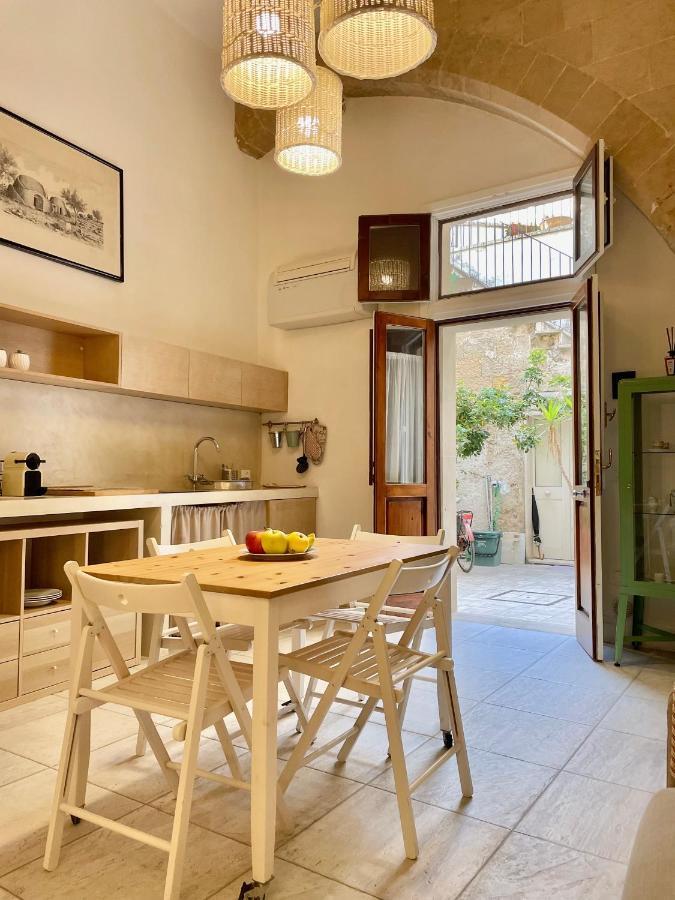 Nohi'S House In The Historic Center Villa Lecce Exterior photo