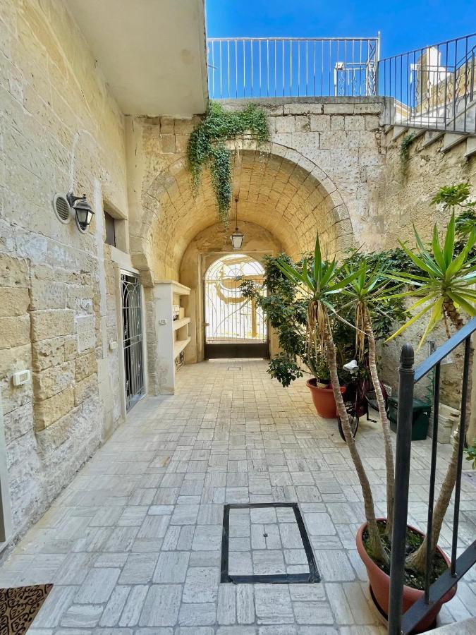 Nohi'S House In The Historic Center Villa Lecce Exterior photo